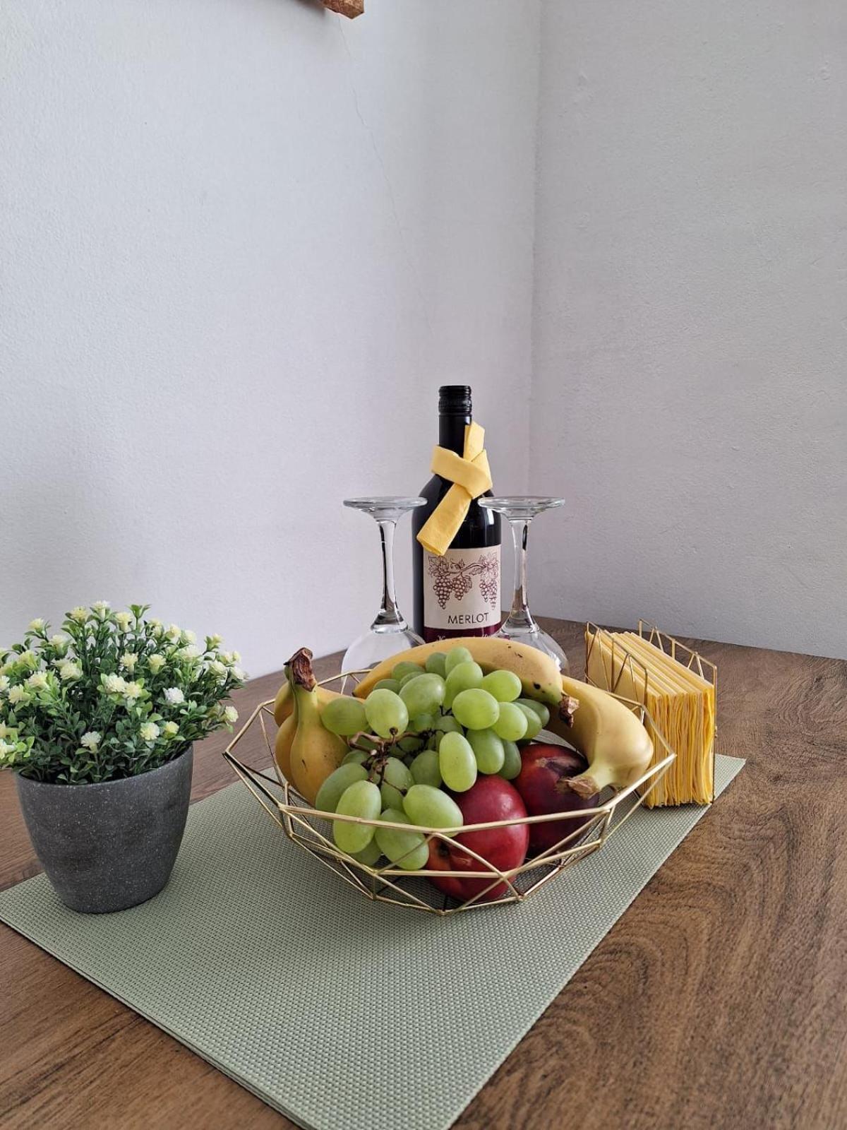 Apartma Pingo Koper Exteriör bild