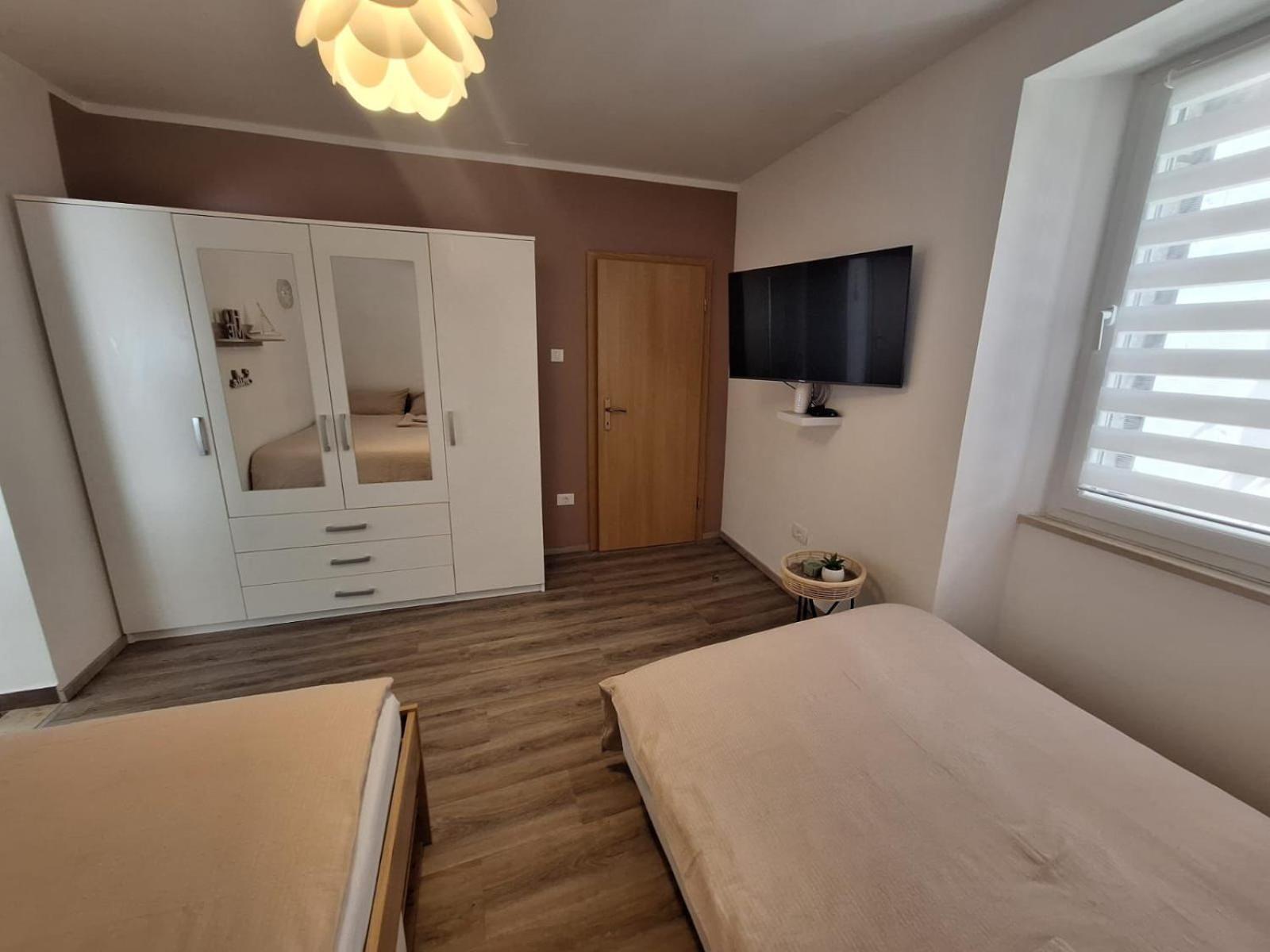 Apartma Pingo Koper Exteriör bild