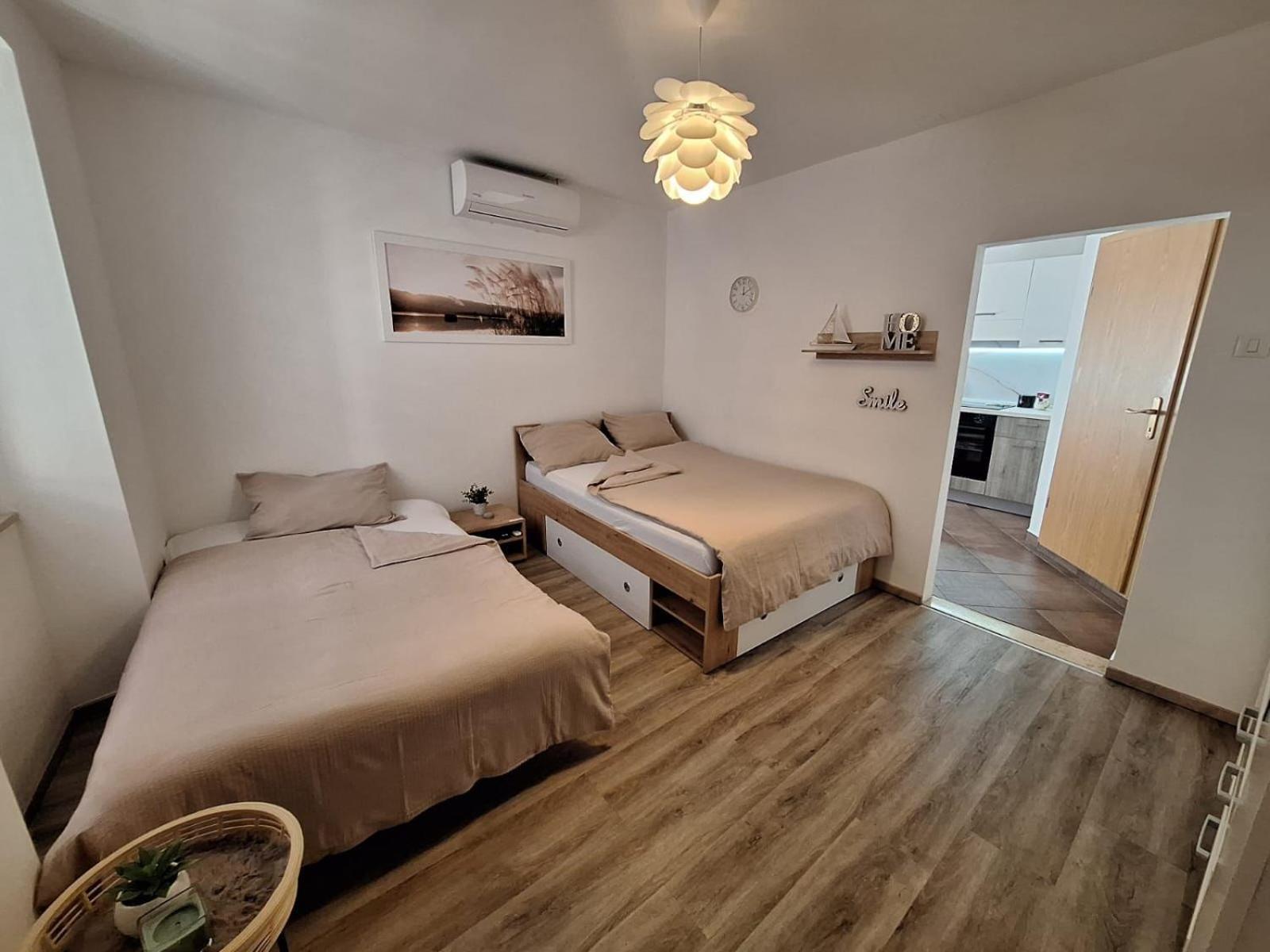 Apartma Pingo Koper Exteriör bild